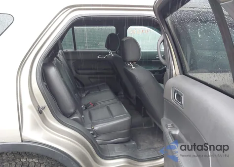 2014 Ford Police Interceptor z USA, uszkodzony, nr VIN 1FM5K8AR9EGA45007